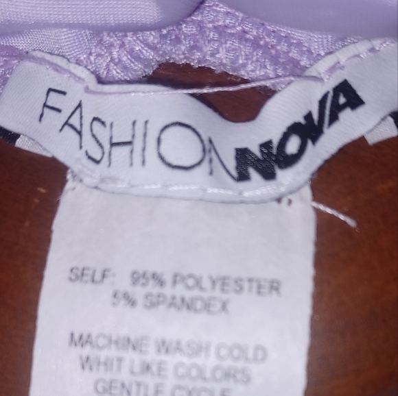 Fashion Nova- Lilac/ Raquel Ruched Bodysuit- W Sz Small - Picture 5 of 5